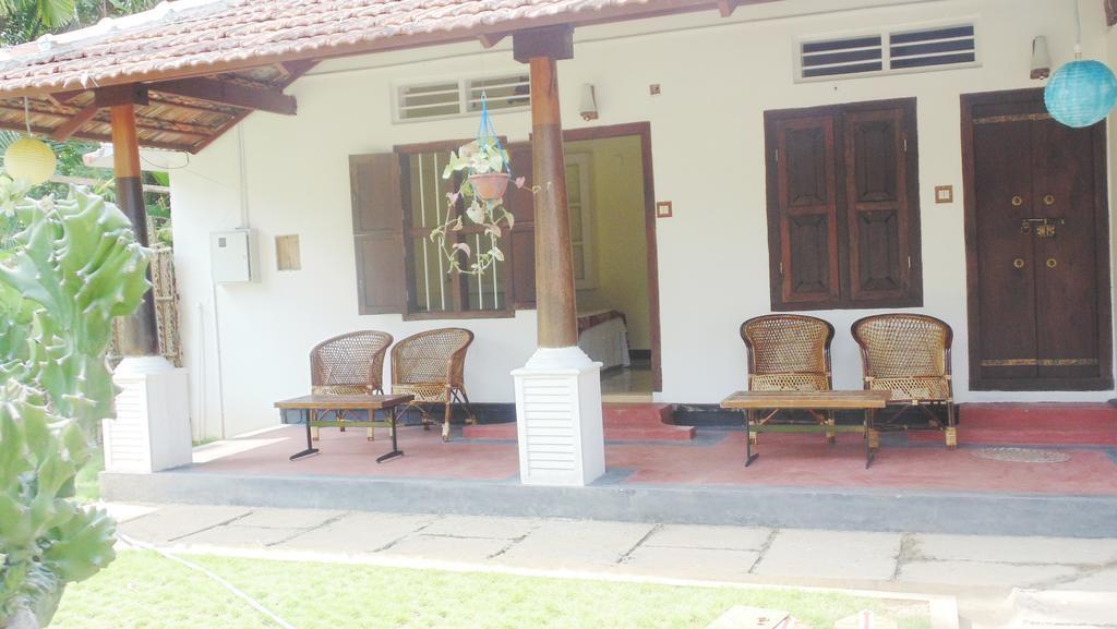 Ambadis Villas Kodungallur Luaran gambar