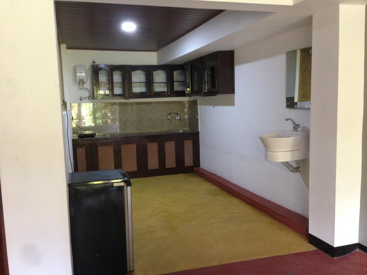 Ambadis Villas Kodungallur Luaran gambar