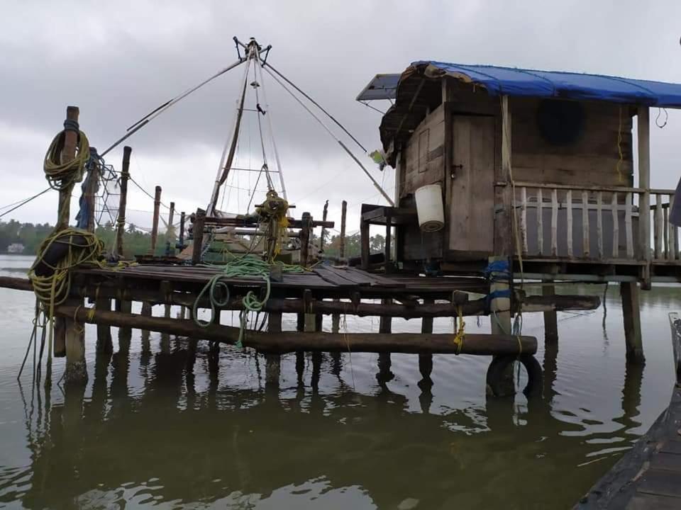 Ambadis Villas Kodungallur Luaran gambar